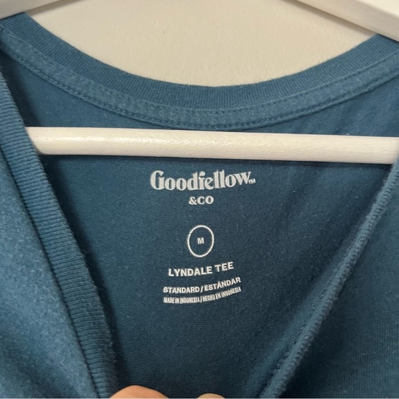 Goodfellow & Co Lyndale Tee V-Neck Blue Men's Medium - Picture 3 of 6